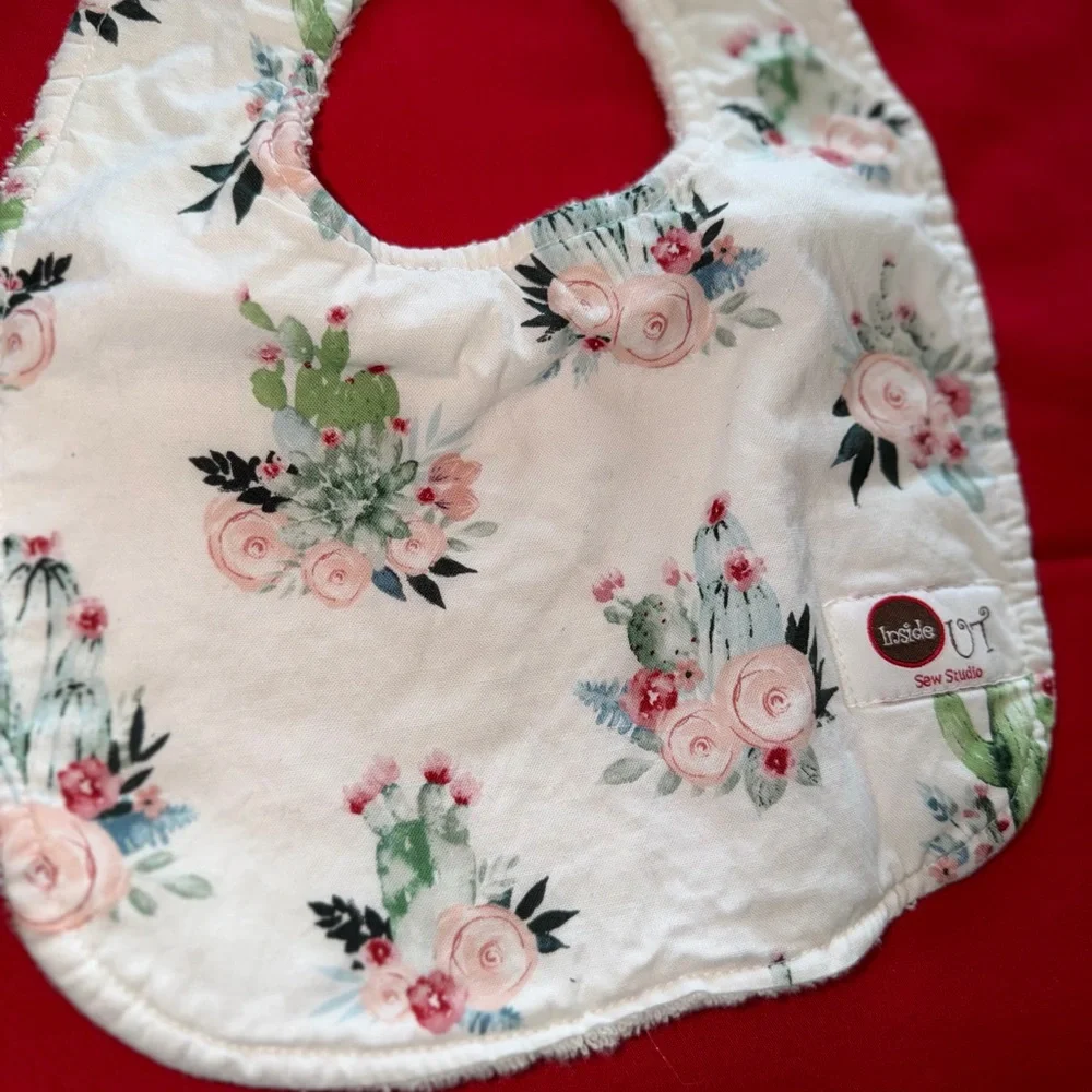 Koala Kids‎ Leopard and Floral Bib Duo